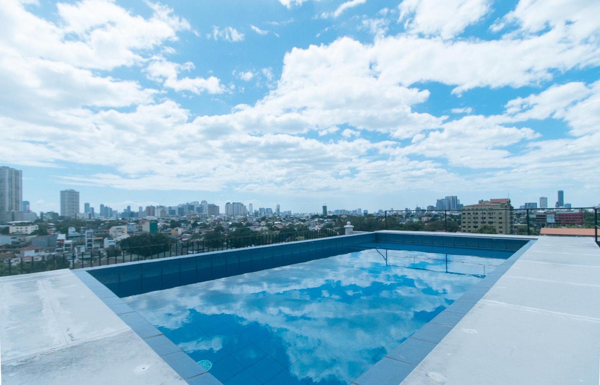 59 Xavierville By Reddoorz Cubao Exterior photo